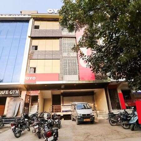 Hotel O Sunrise Guest House Gurgaon Exterior foto
